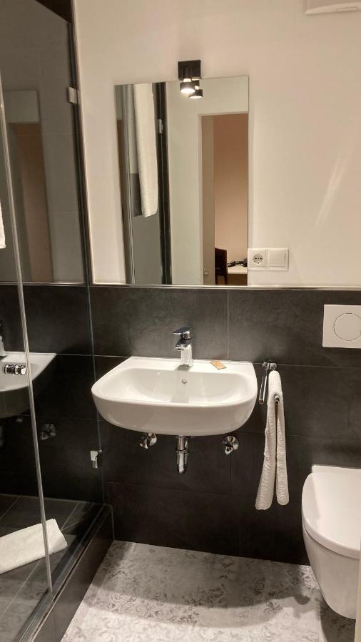 Hotel Buergerhausloewen Filisburgo Esterno foto